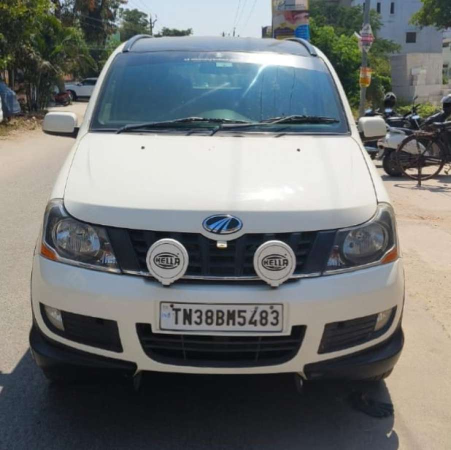 Mahindra Xylo E8 BS IV