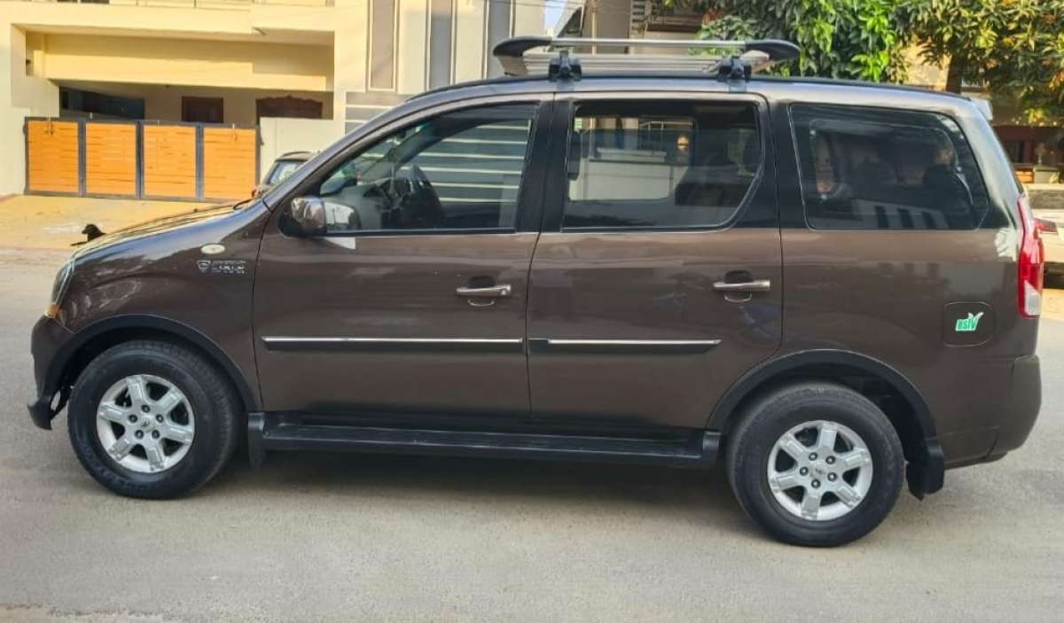 Mahindra Xylo