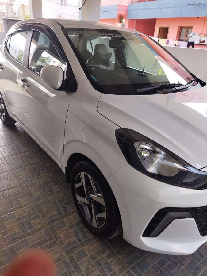 Hyundai Aura - Image 6