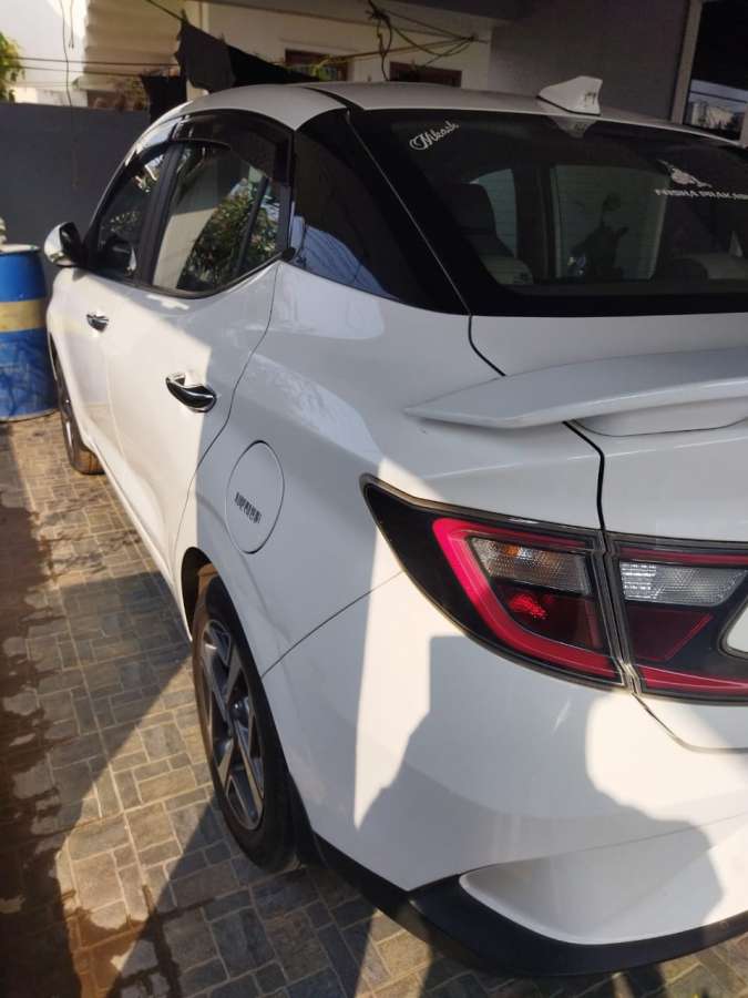 Hyundai Aura