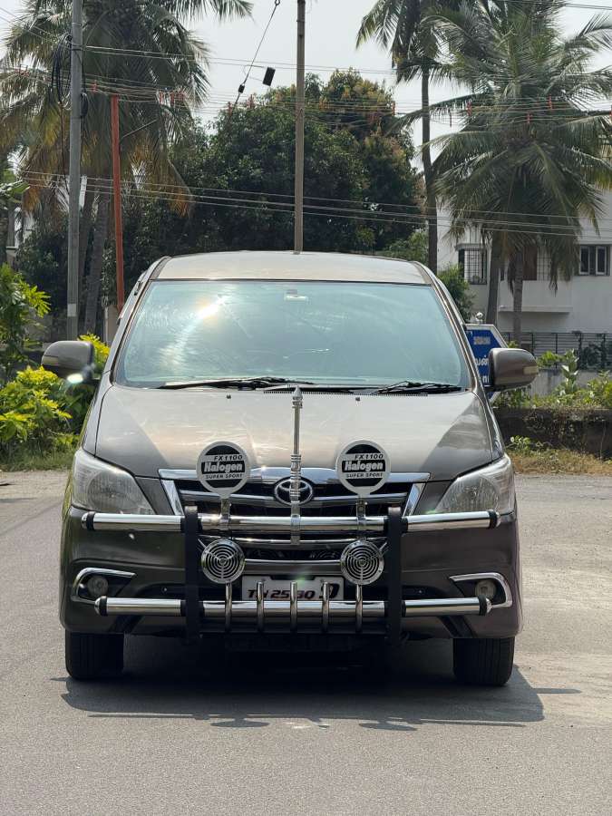 Toyota Innova 2.5 Z