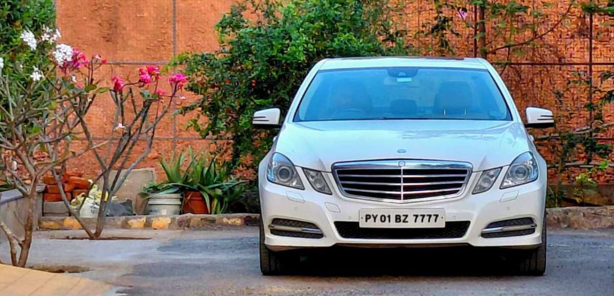 Mercedes Benz E-Class 220 CDI AT