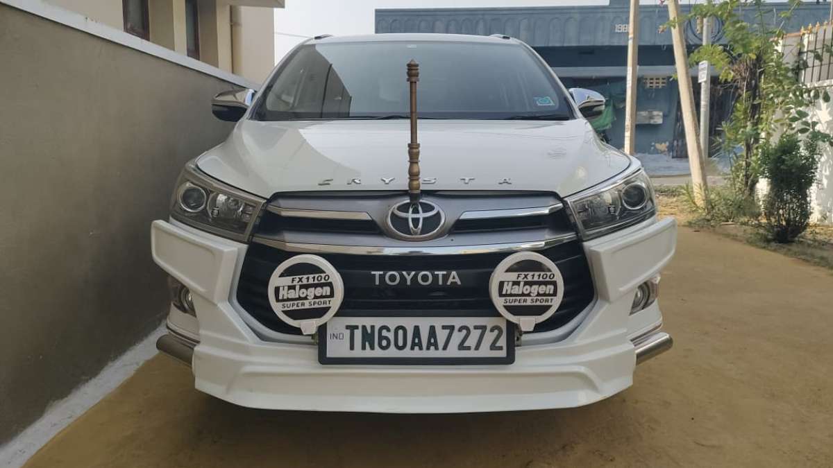 Toyota Innova Crysta 2.4 VX 7 STR