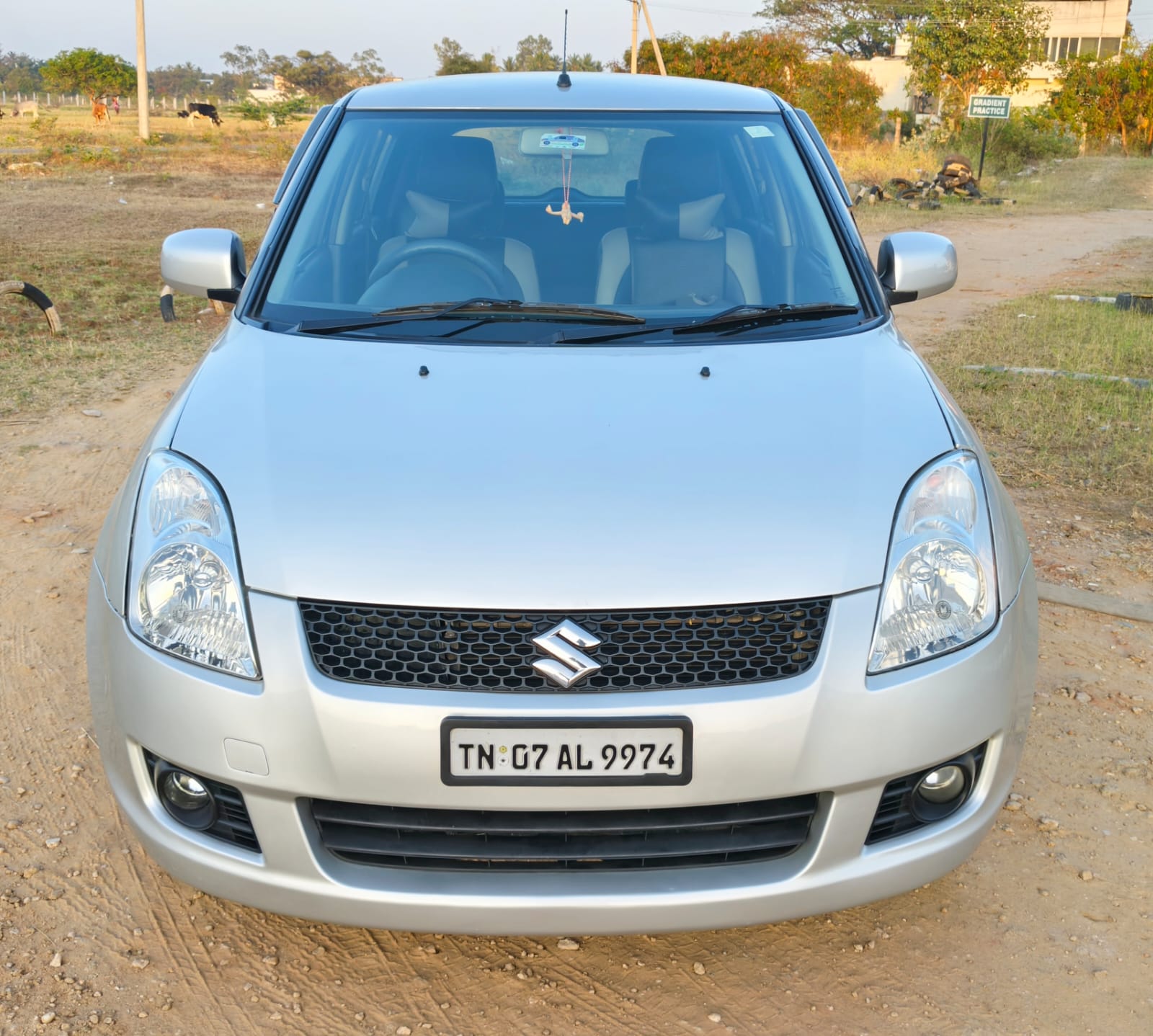 Maruti Suzuki Swift VXI