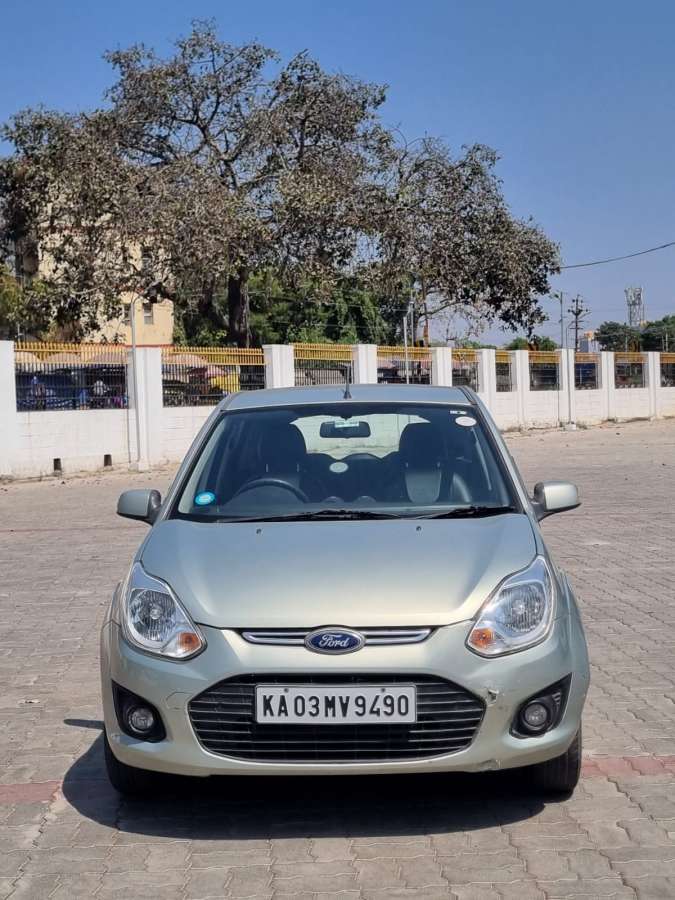 Ford Figo 1.2P Titanium