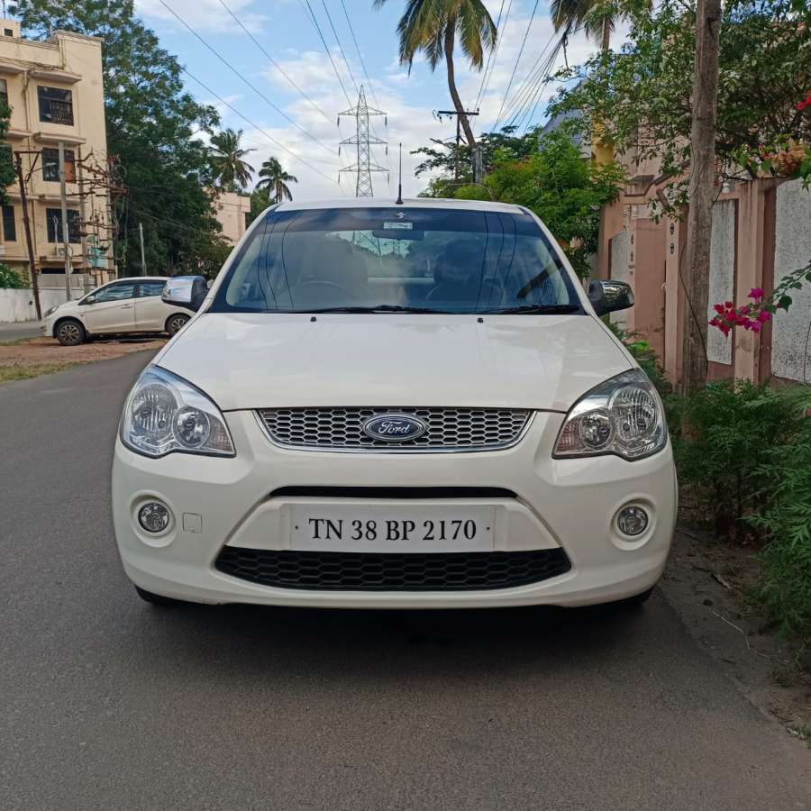 Ford Fiesta Titanium petrol