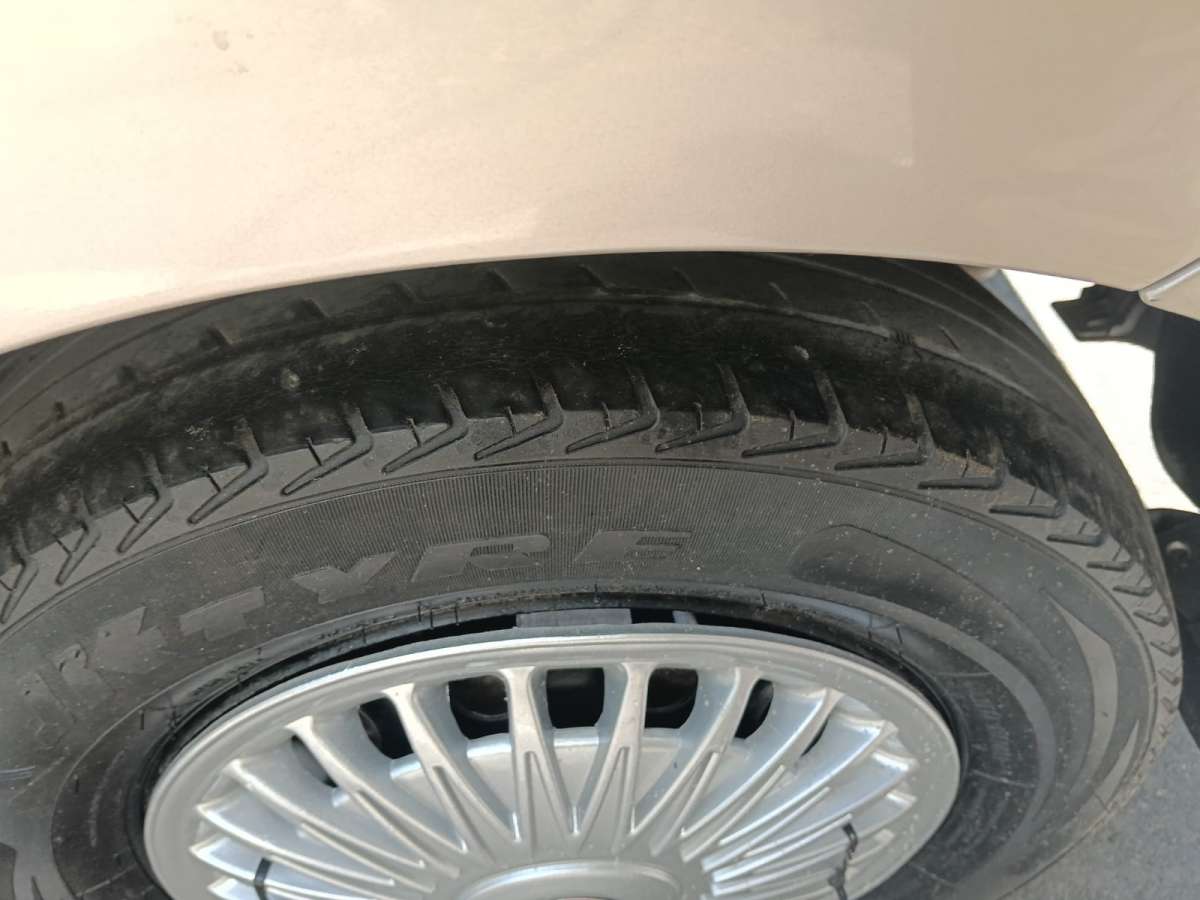 Hyundai i10 - Image 5