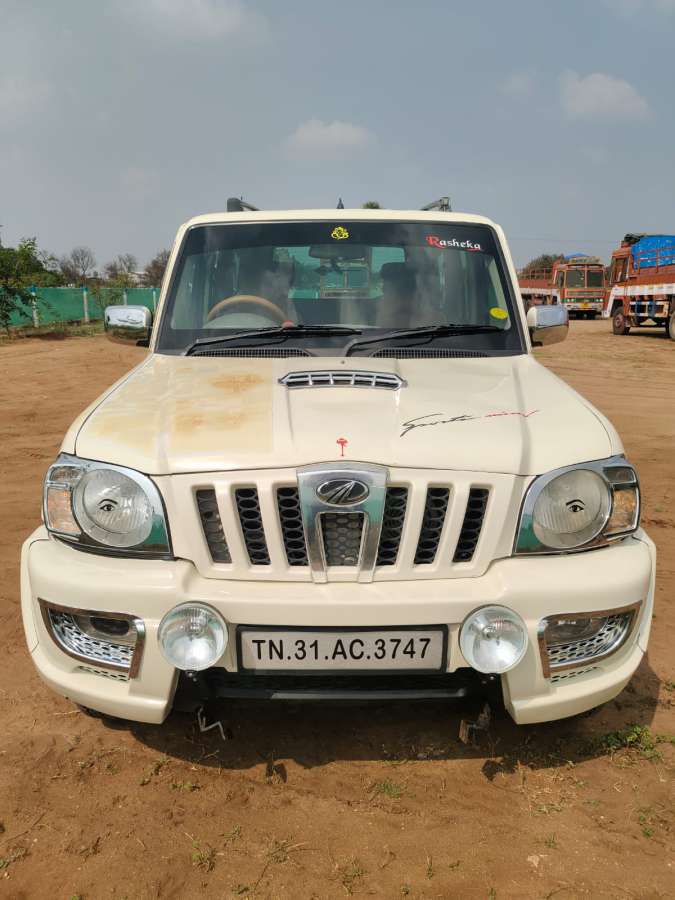 Mahindra Scorpio VLX