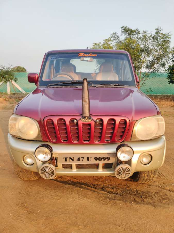 Mahindra Scorpio SLX
