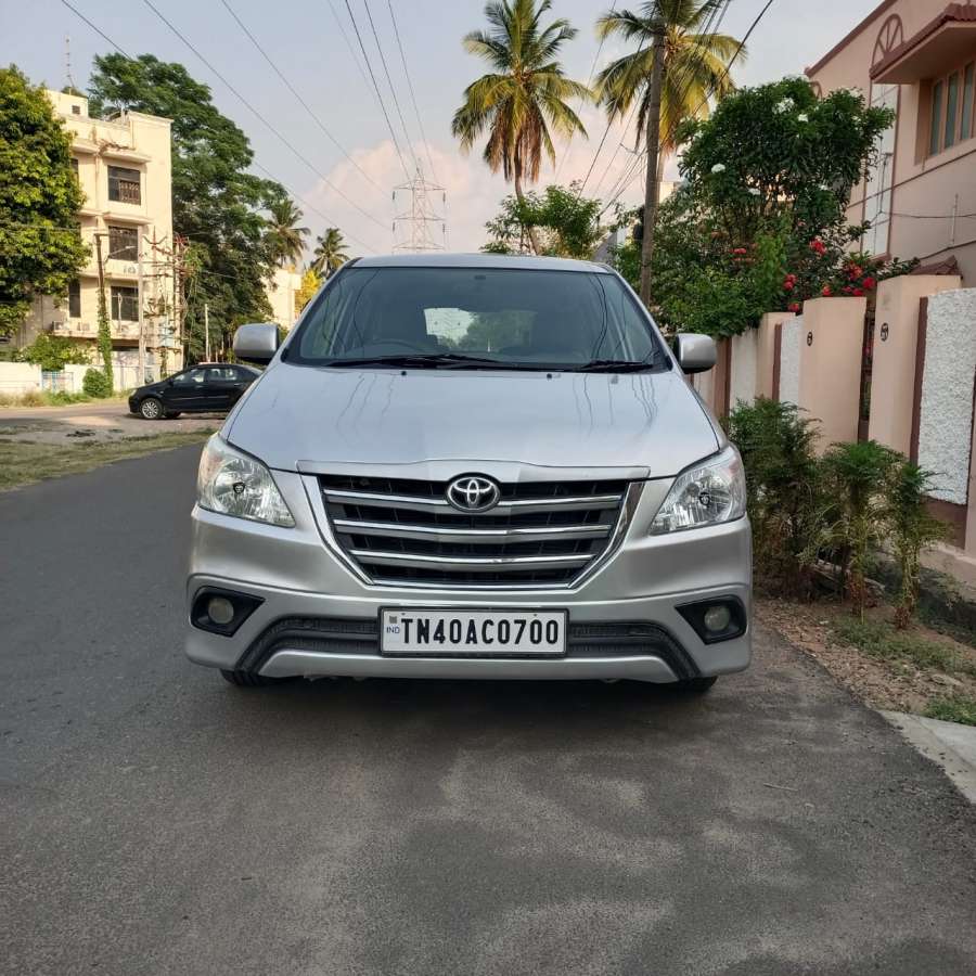 Toyota Innova 2.5 G2