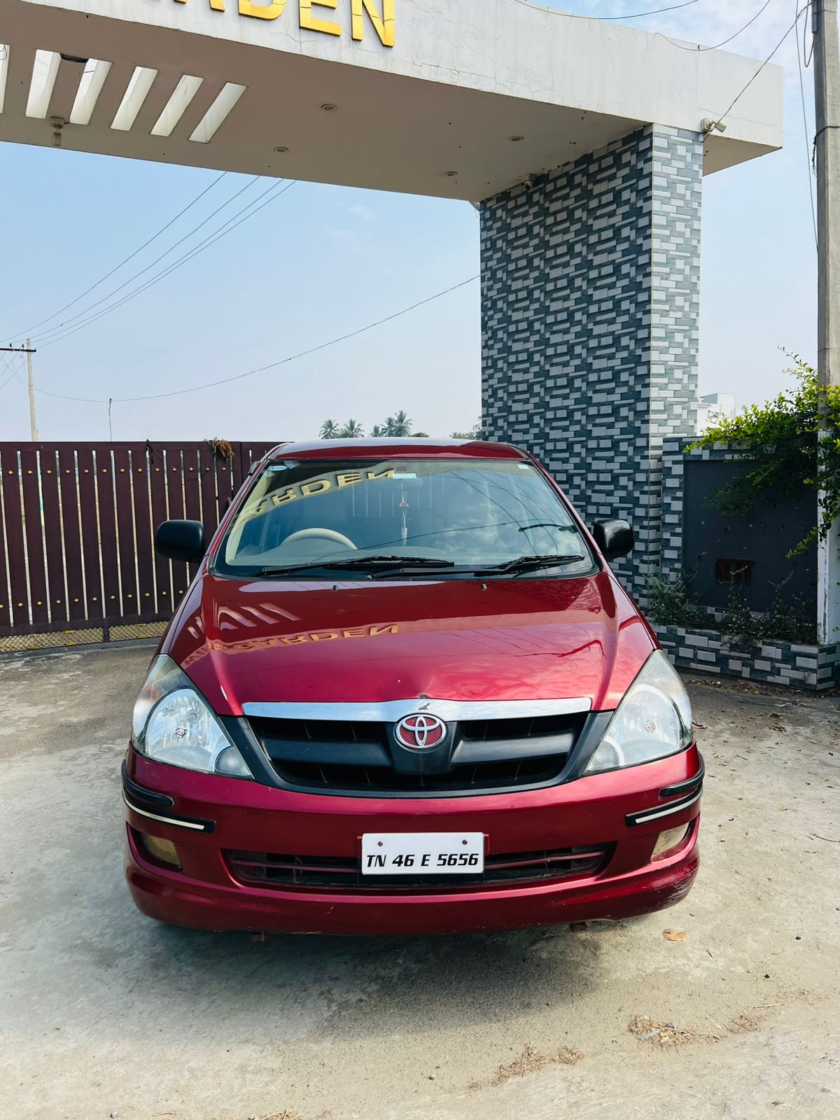 Toyota Innova 2.5 G