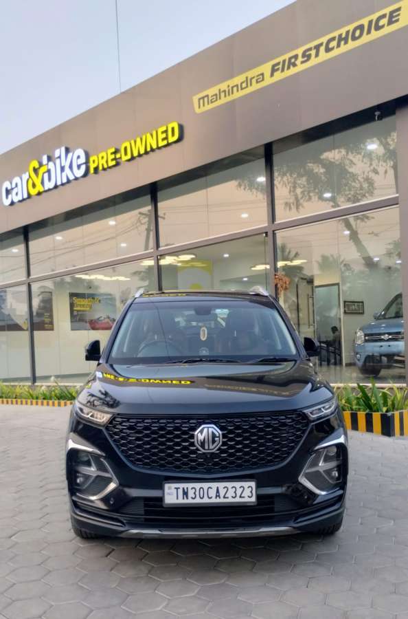 MG Hector Plus Sharp CVT