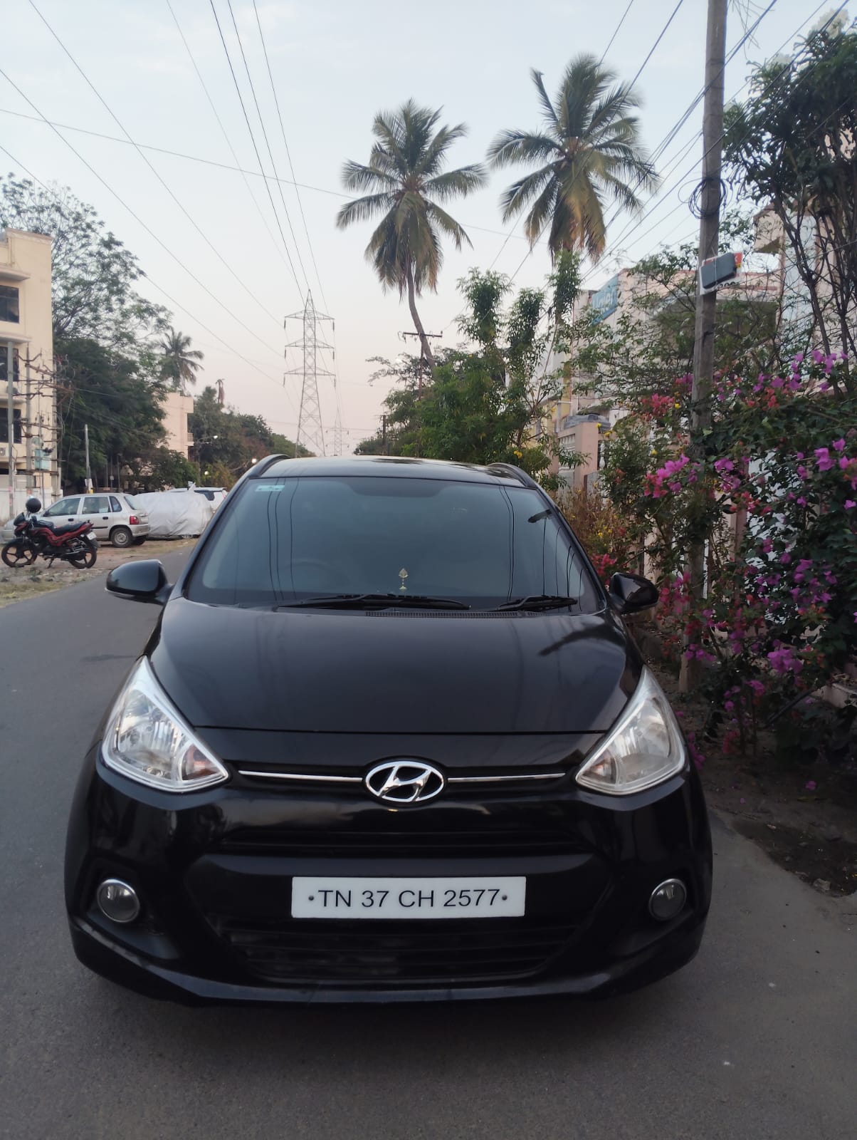 Hyundai Grand I10 Asta AT