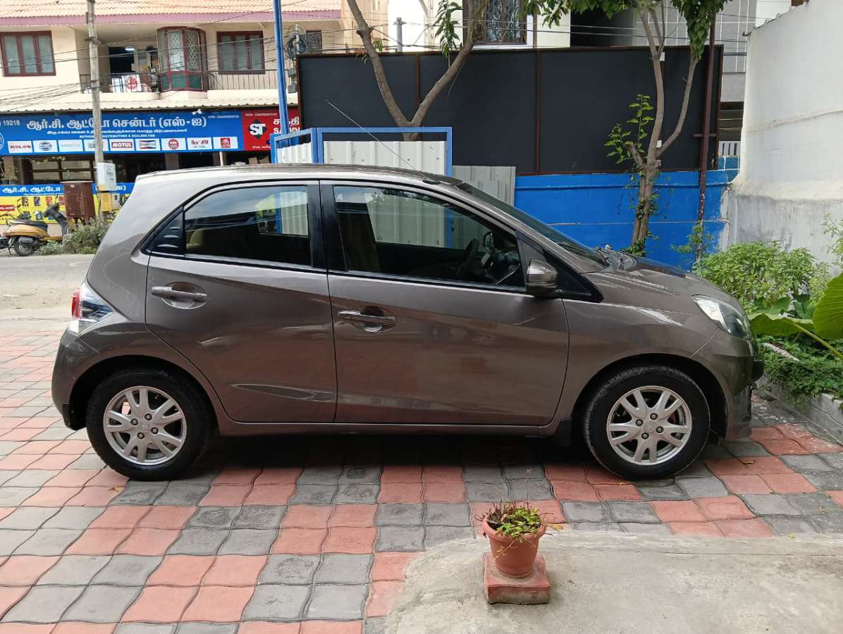 Honda Brio - Image 9
