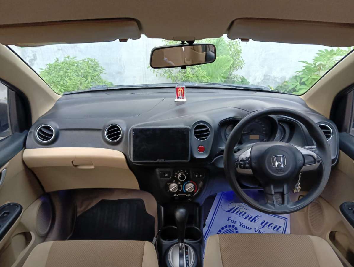 Honda Brio - Image 11
