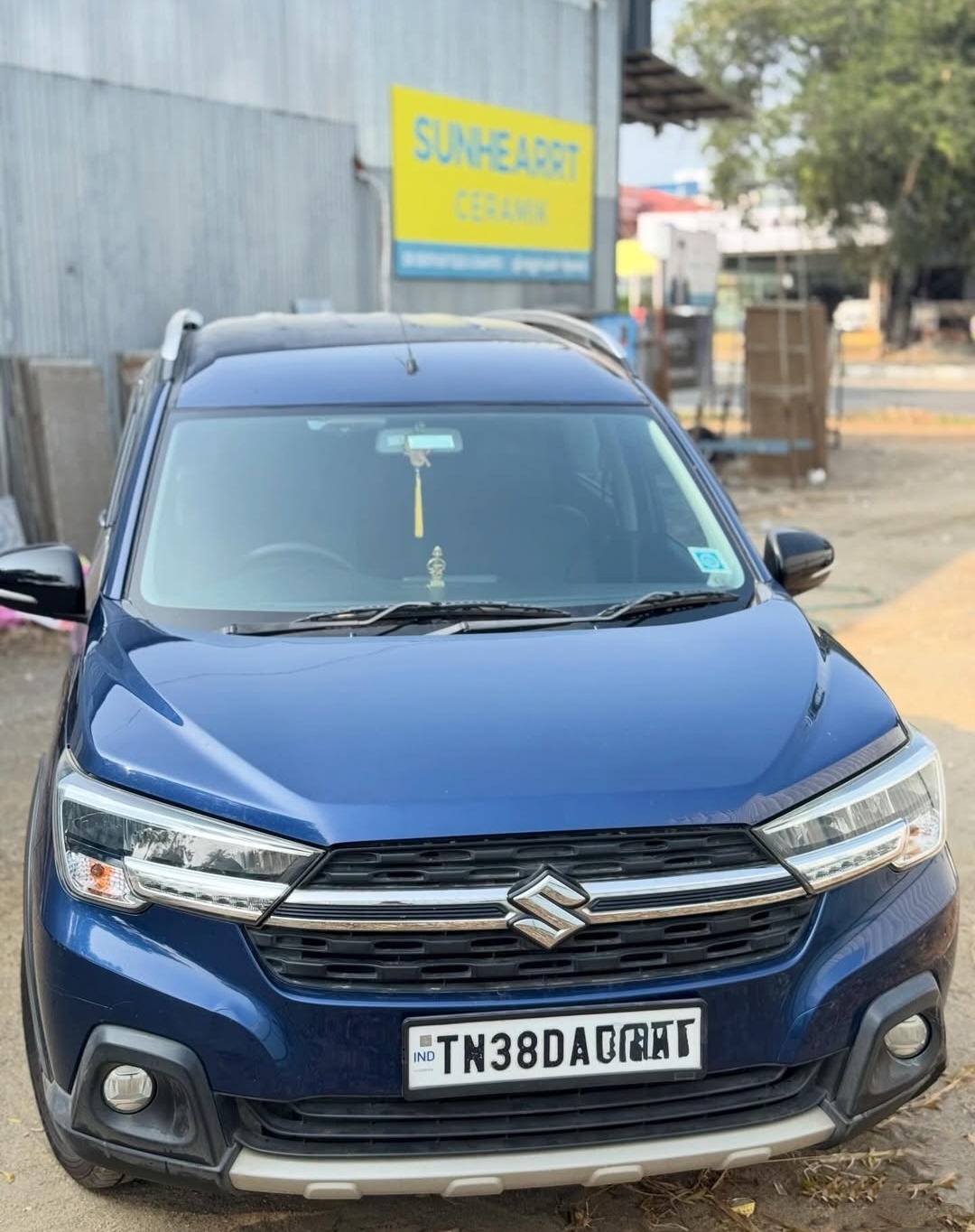 Maruti Suzuki XL6 Smart Hybrid Zeta