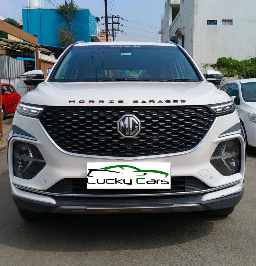 MG Hector Plus Sharp Pro
