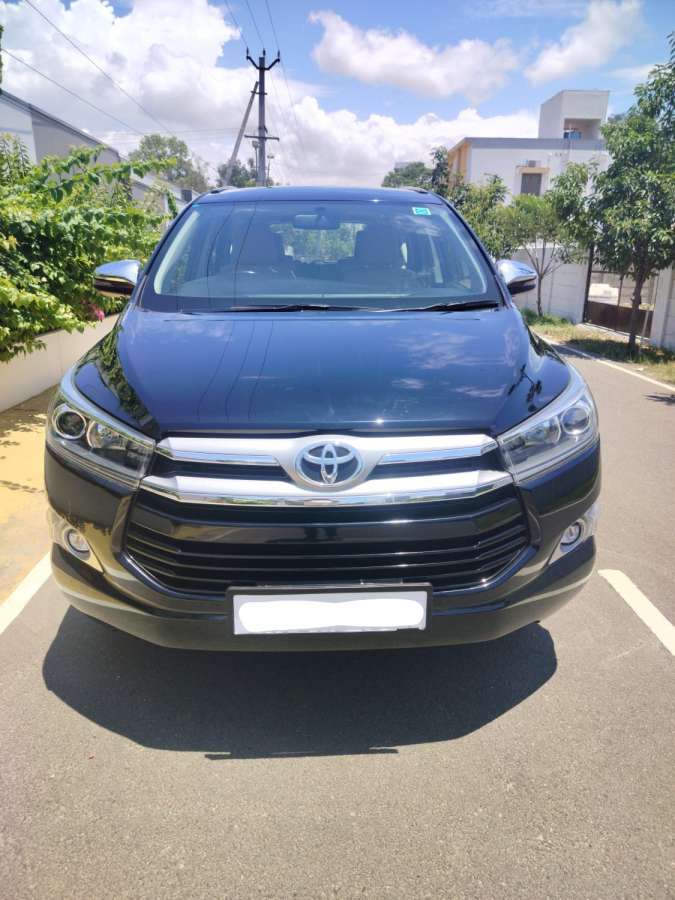 Toyota Innova Crysta 2.8 Z