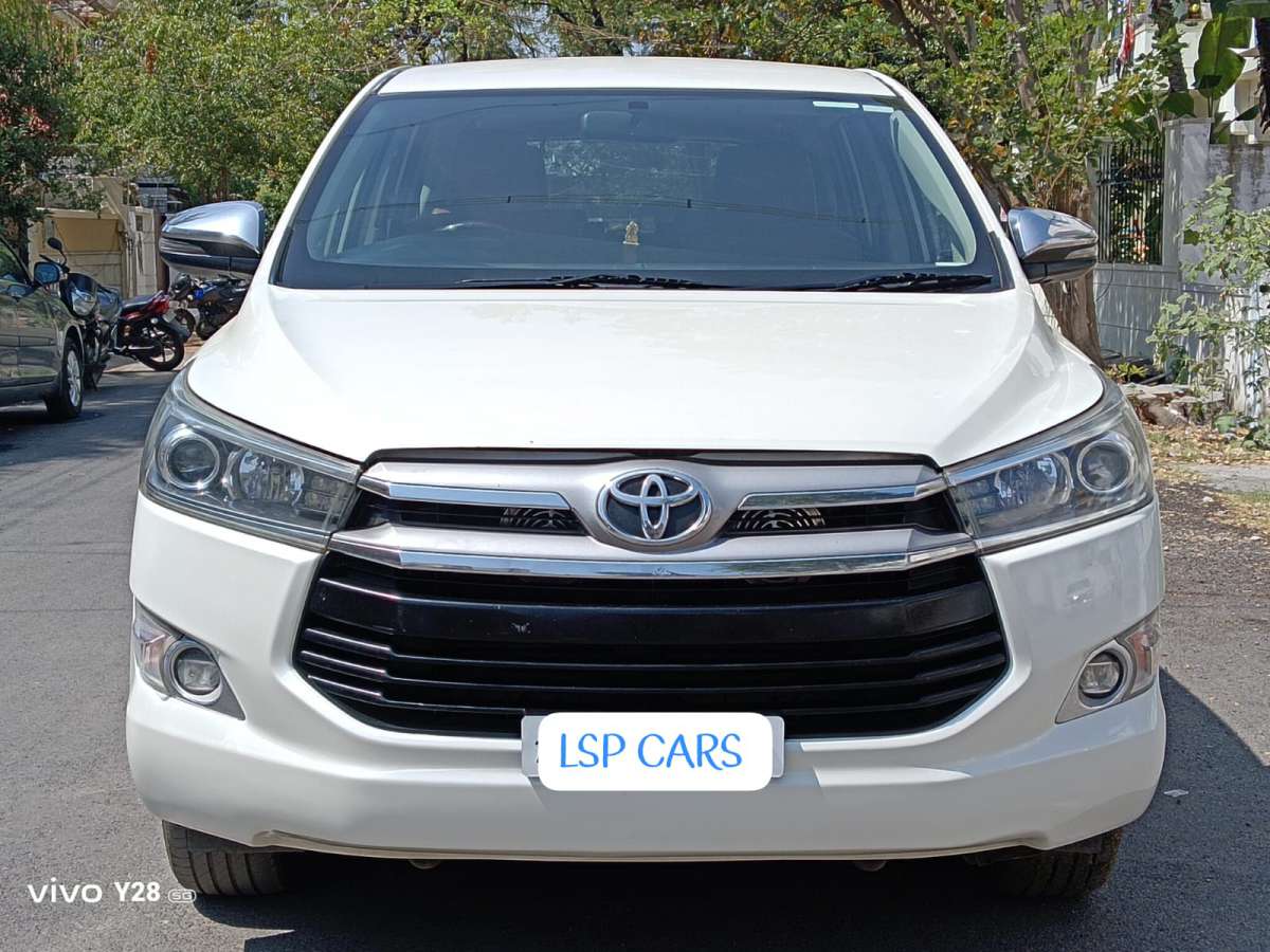 Toyota Innova Crysta 2.8 Z