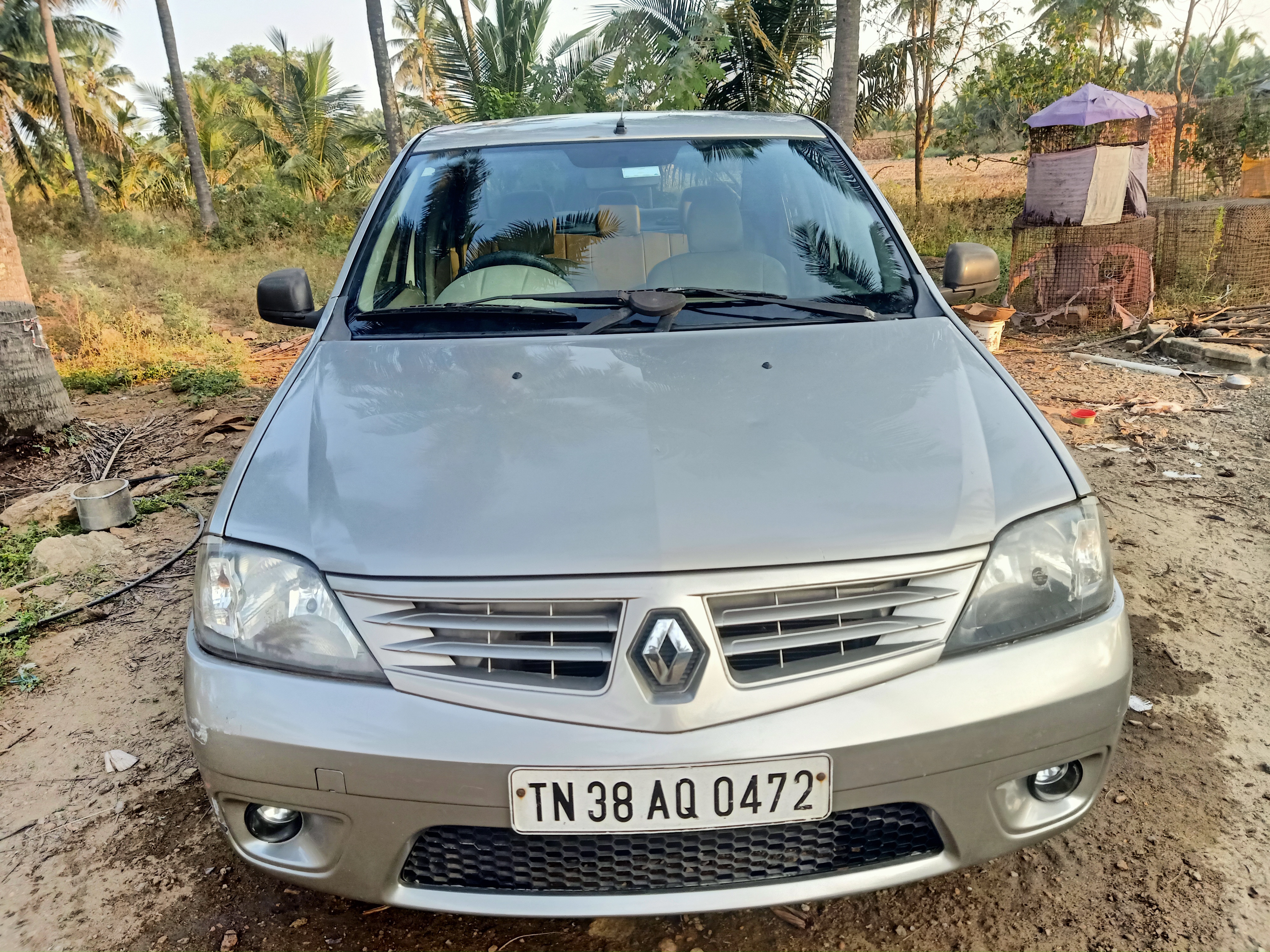 Mahindra Renault Logan GLX 1.6 Mahindra Renault Logan GLX 1.6