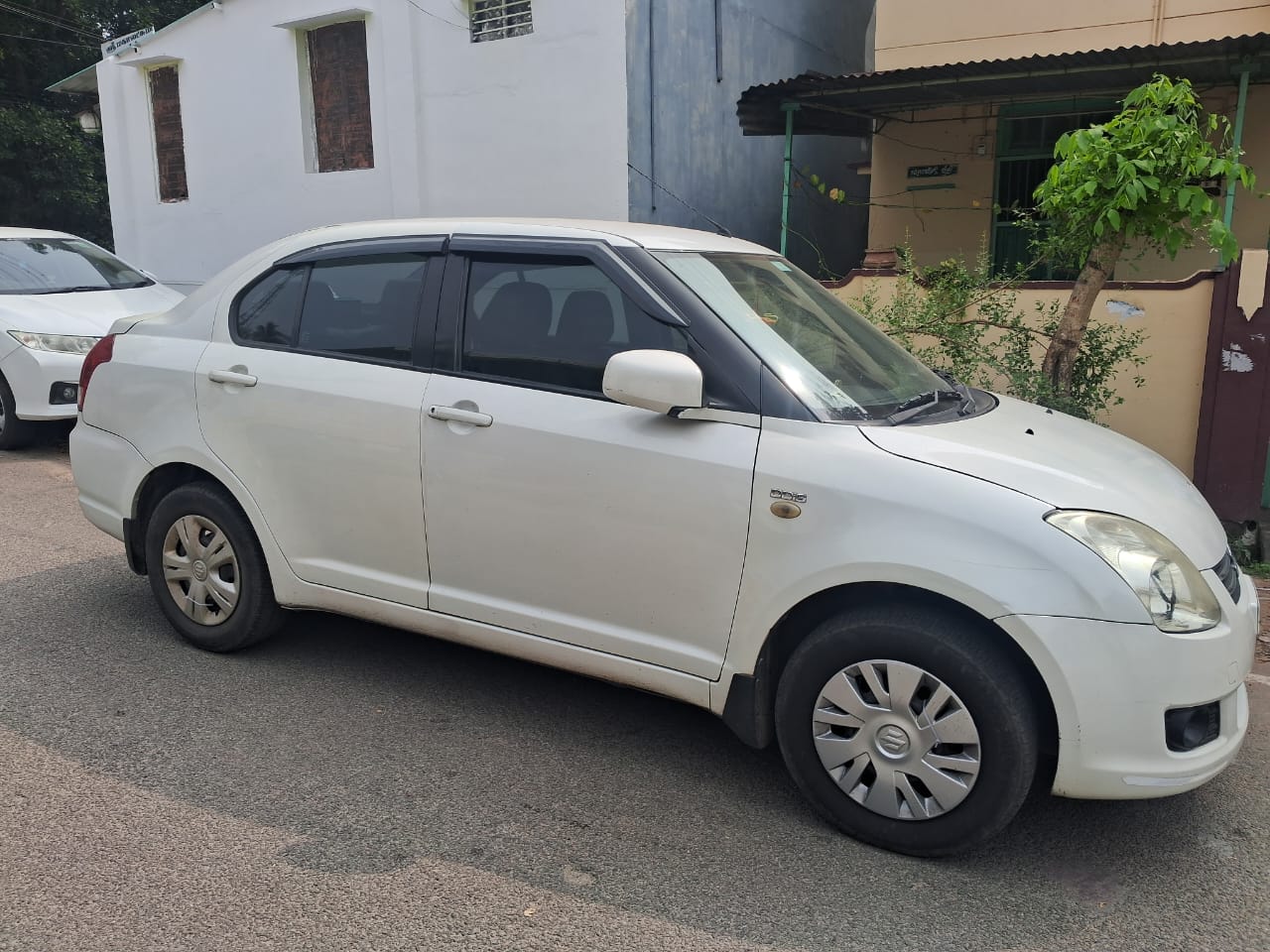Maruti Suzuki Swift dzire VDI