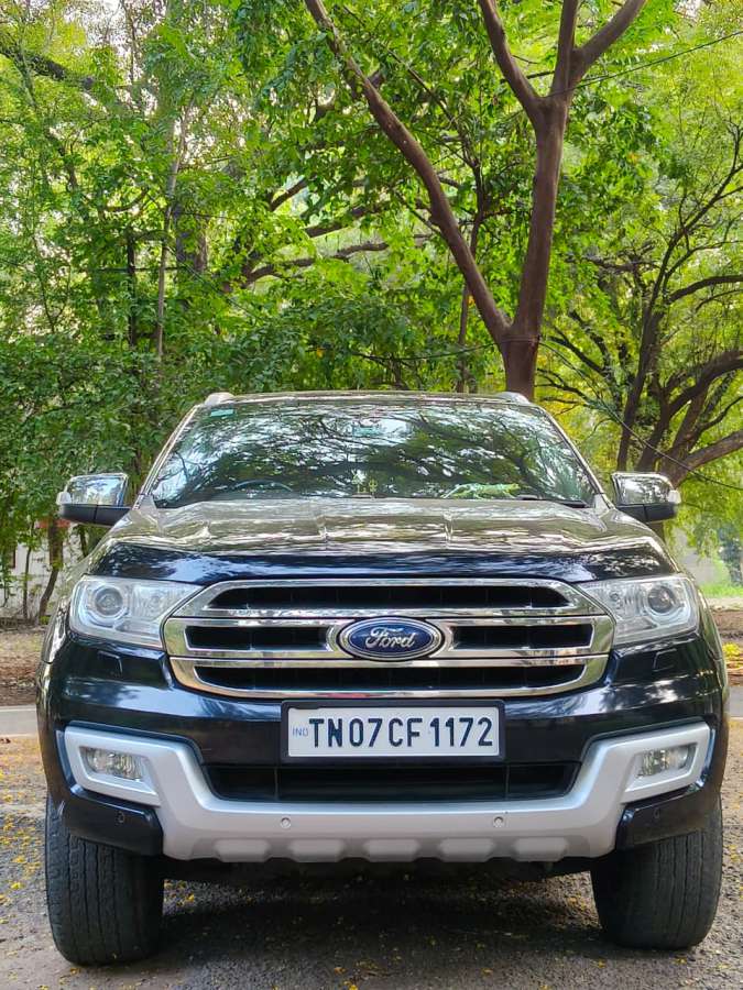 Ford Endeavour 3.2L 4X4 AT Titanium