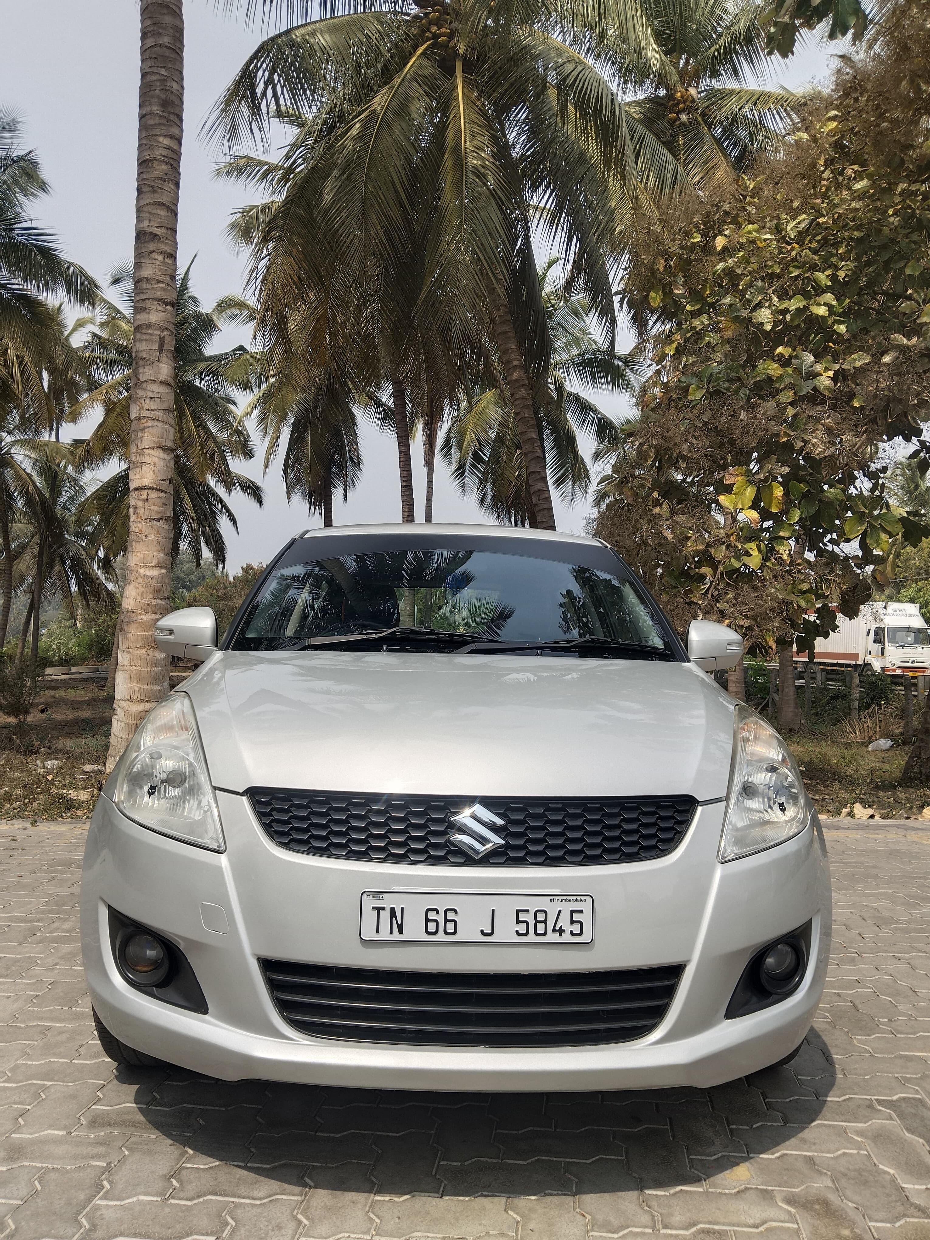 Maruti Suzuki Swift ZXI