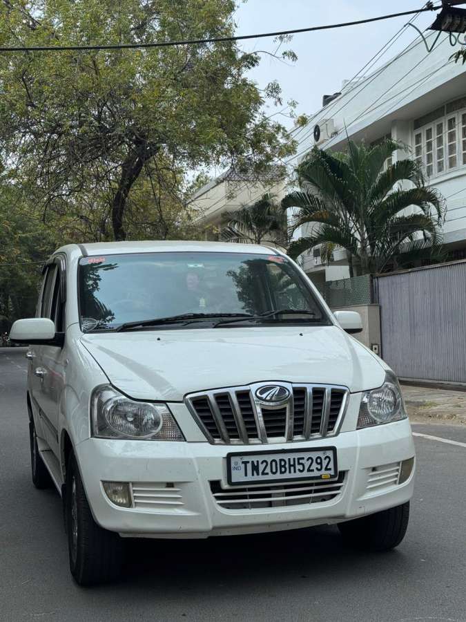 Mahindra Xylo D4