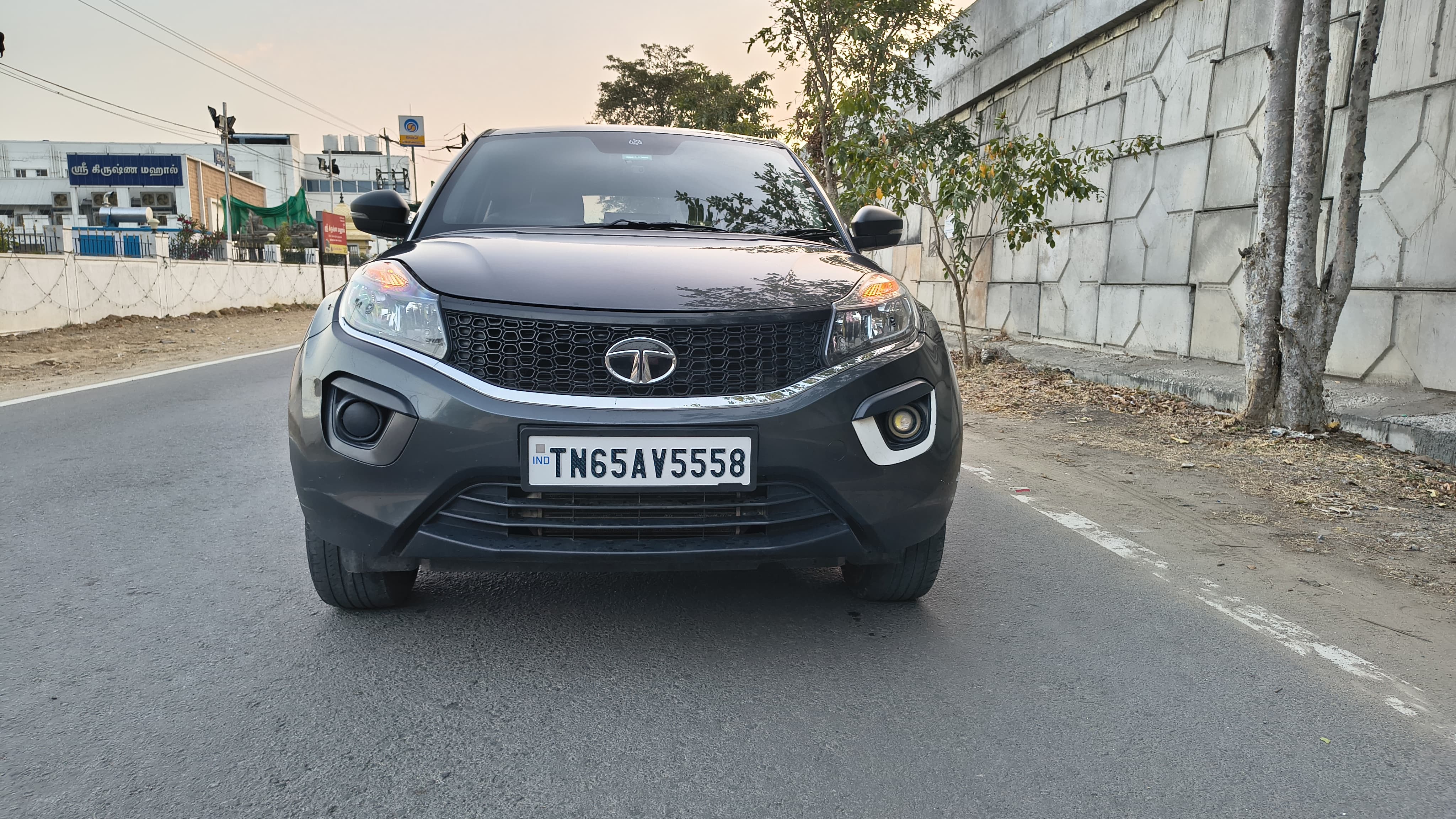 Tata Nexon XM