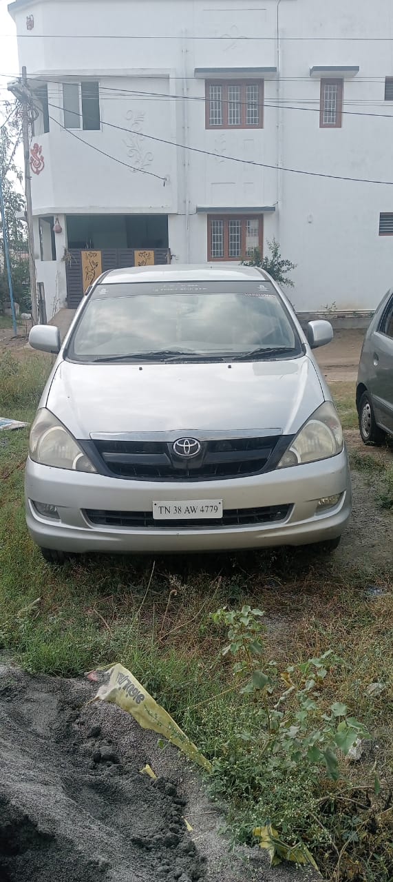 Toyota Innova 2.5 G