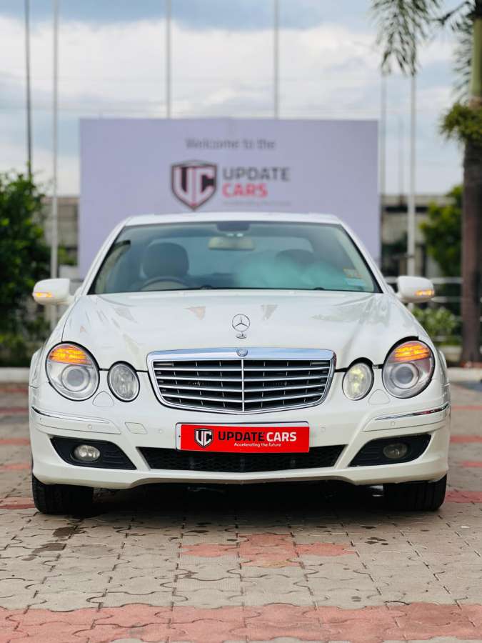 Mercedes Benz E-Class 220 CDI