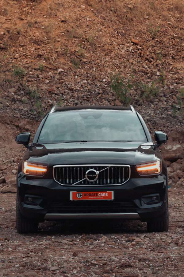 Volvo XC40 D4 Momentum