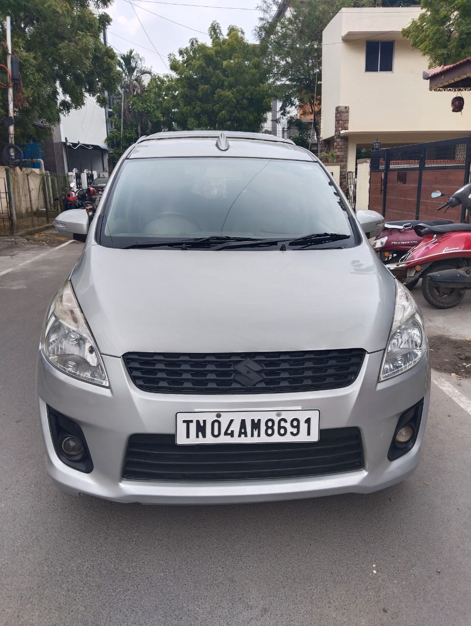 Maruti Suzuki Ertiga VXI