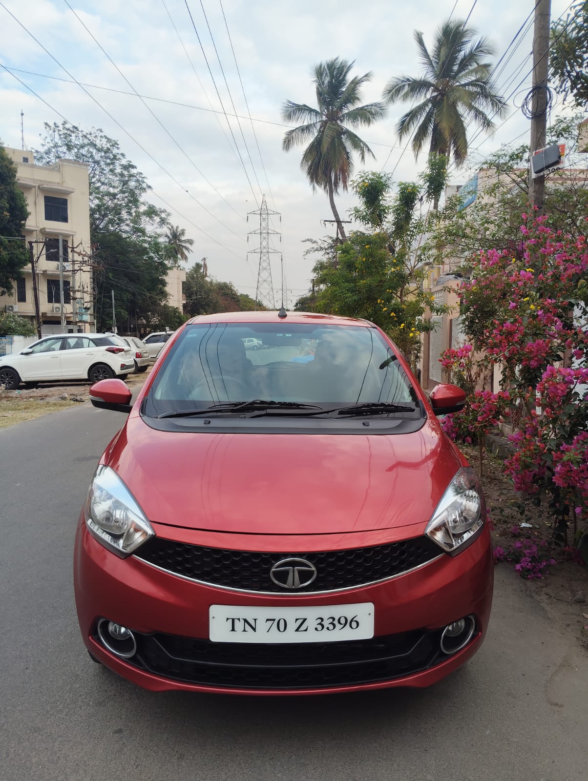 Tata Tiago XZA