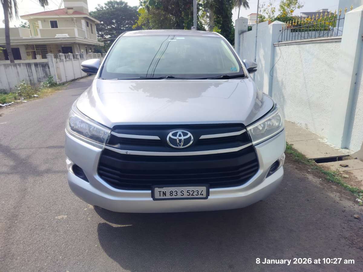Toyota Innova Crysta 2.4 GX