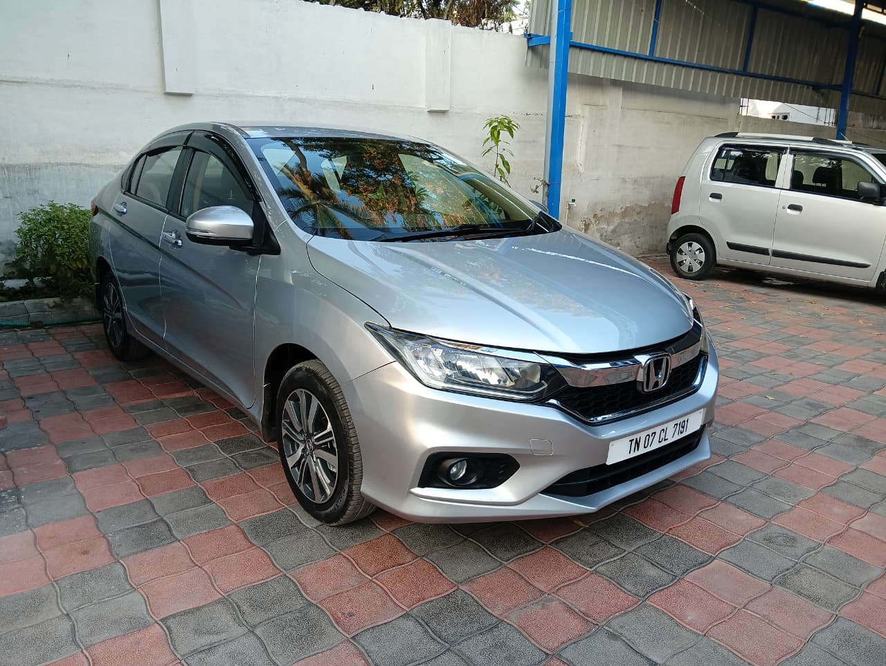 Honda City 1.5 V AT