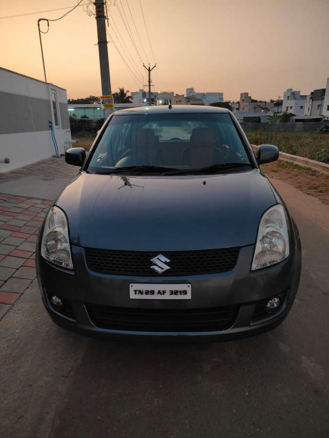 Maruti Suzuki Swift VXI