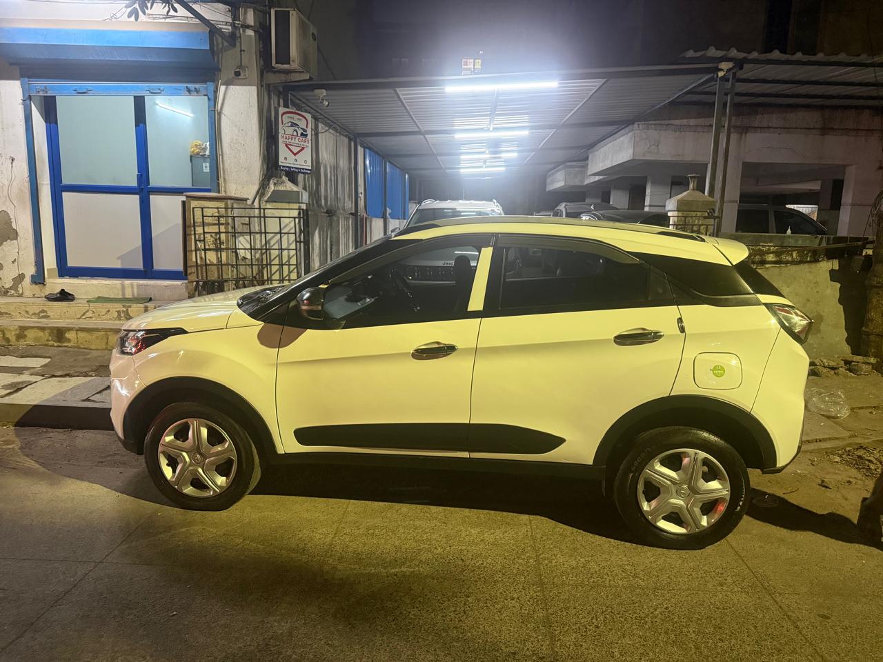 Tata Nexon XM Plus S BSVI Tata Nexon XM Plus S BSVI