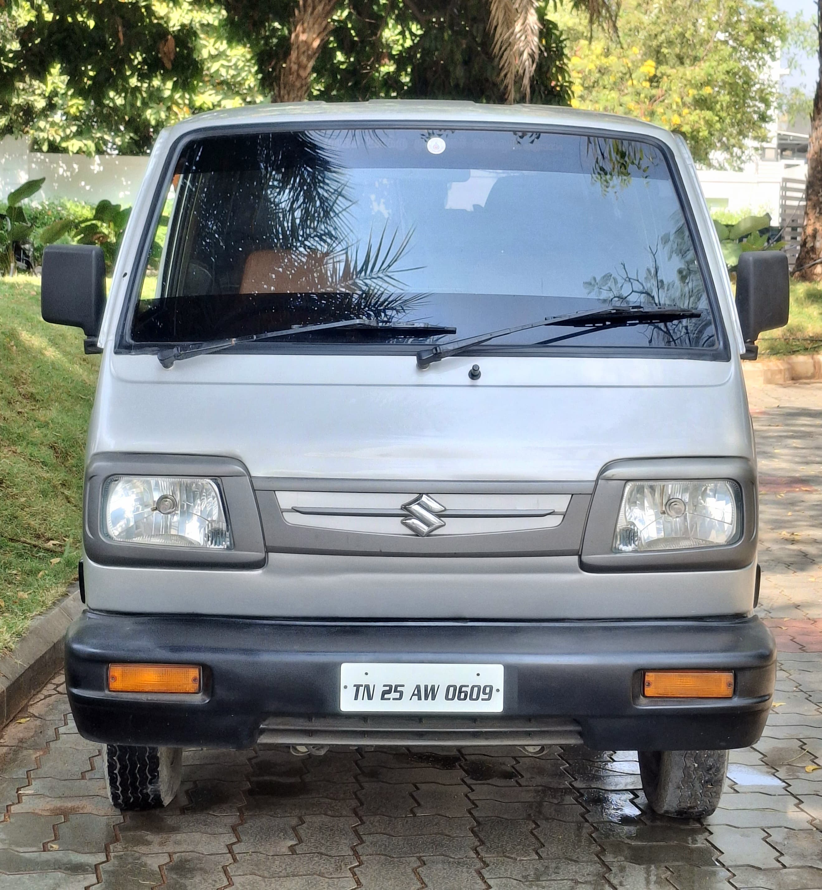Maruti Suzuki Omni 8 seater