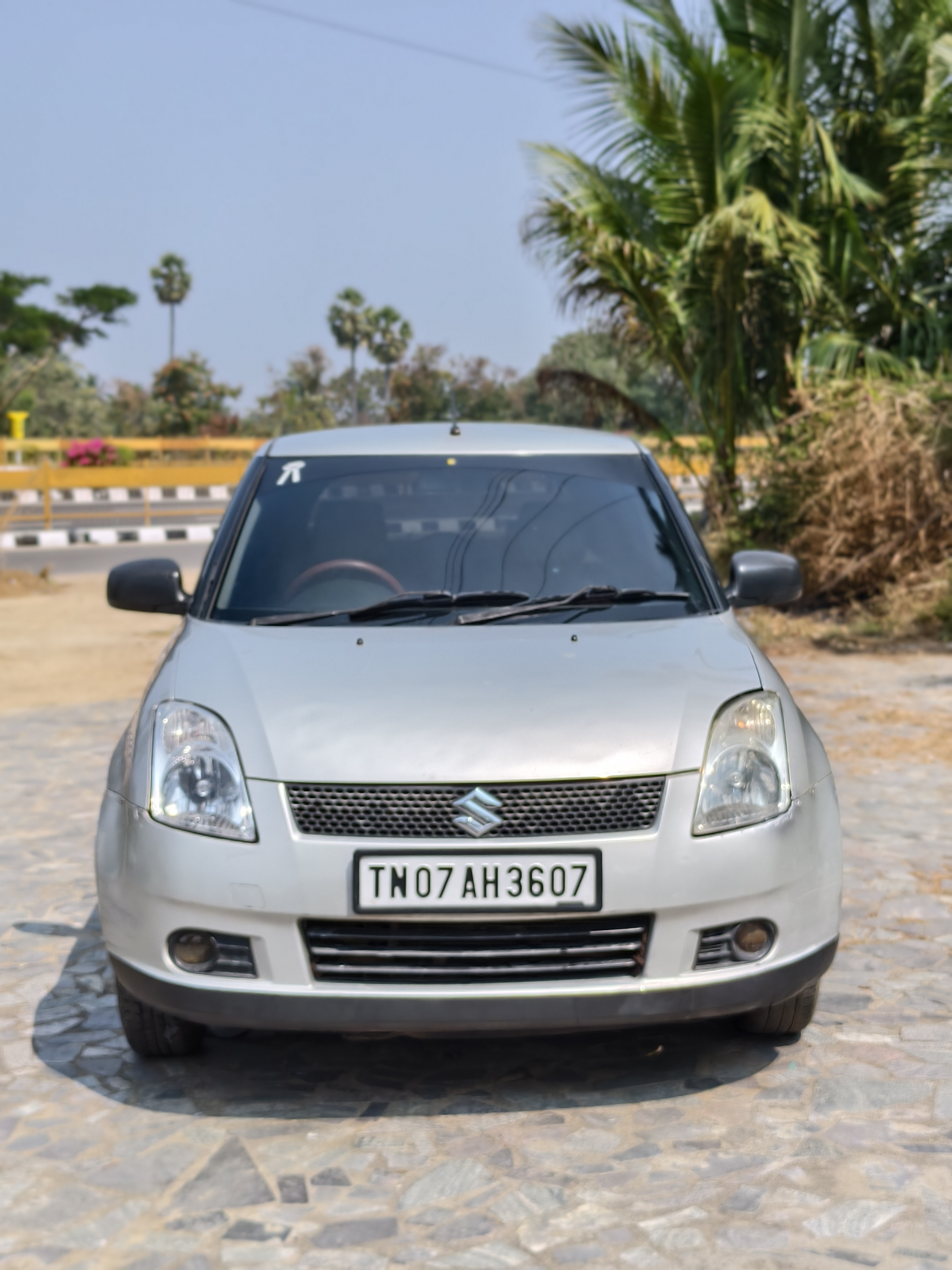 Maruti Suzuki Swift VXI
