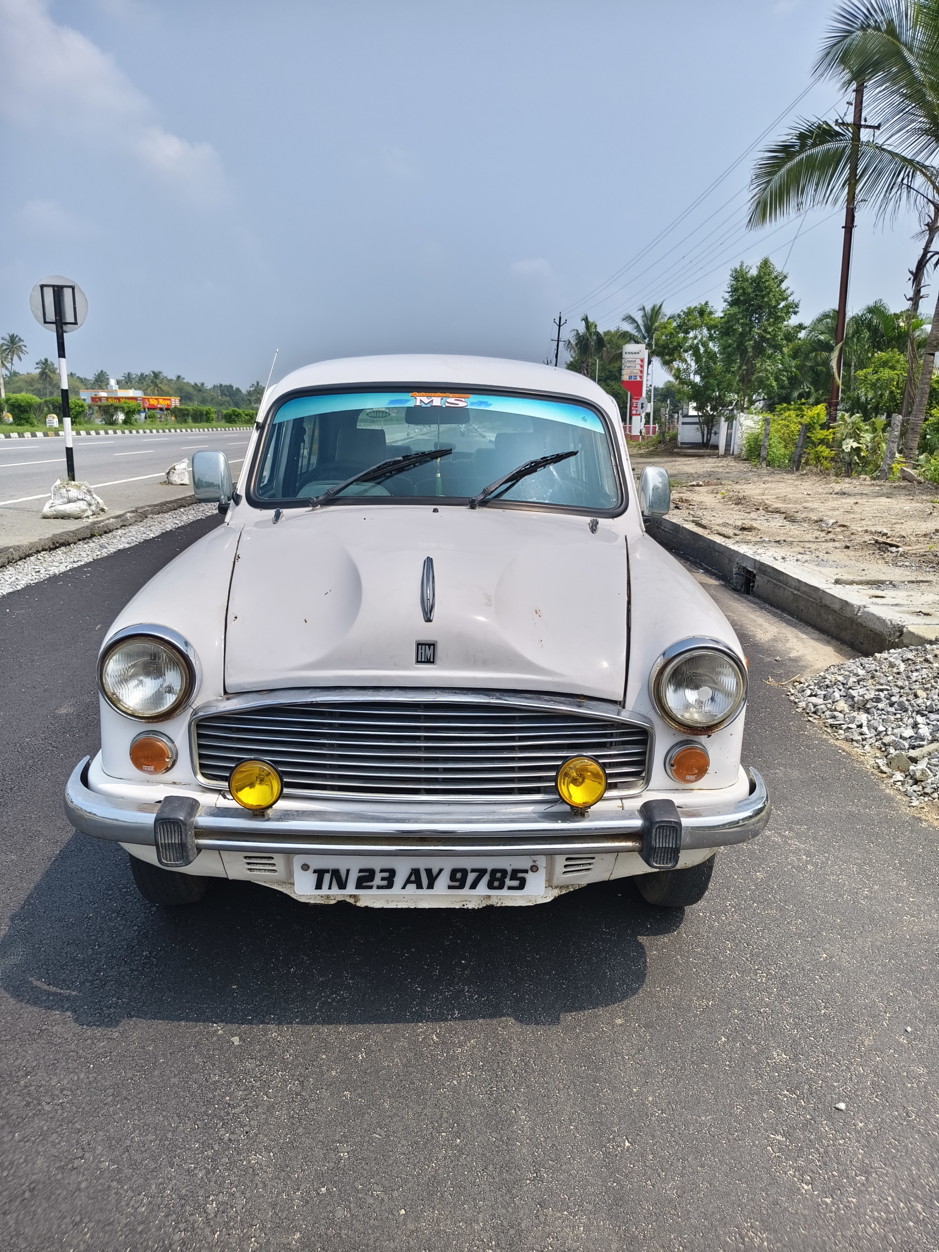 Hindustan Motors Ambassador Grand 2000 DSZ