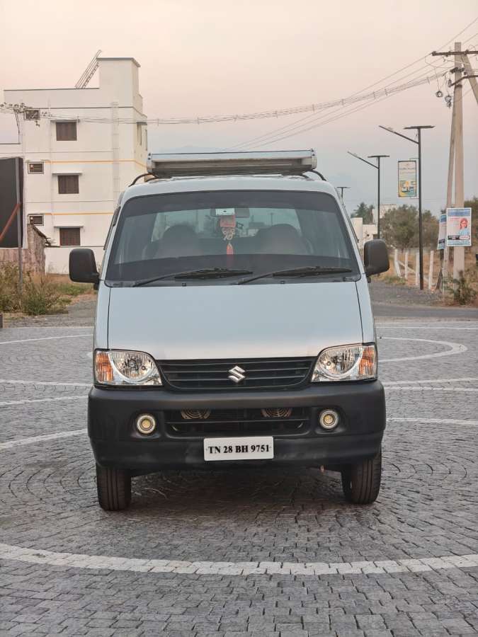 Maruti Suzuki Eeco 5 STR Ac