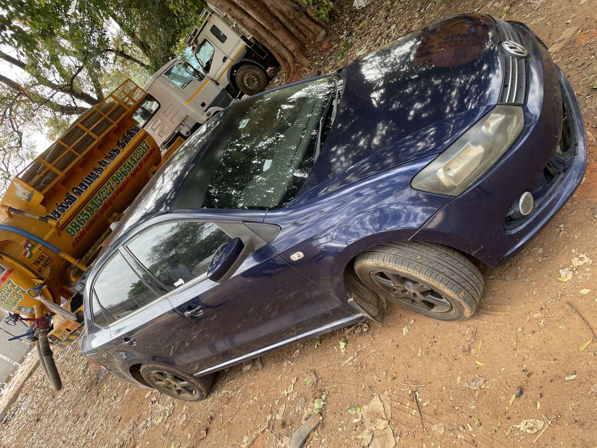 Volkswagen Vento Magnific 1.6 Highline