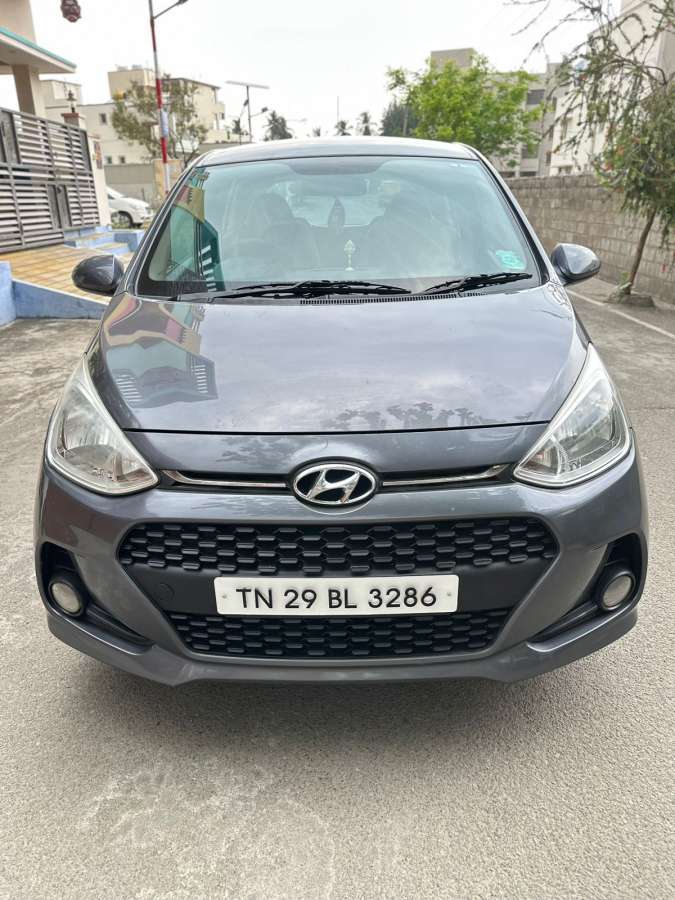 Hyundai Grand I10 Sportz CNG