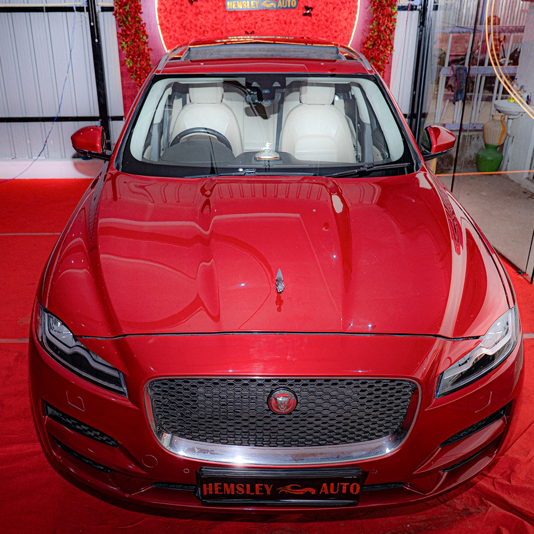 Jaguar F-Pace 2.0 R Dynamic S