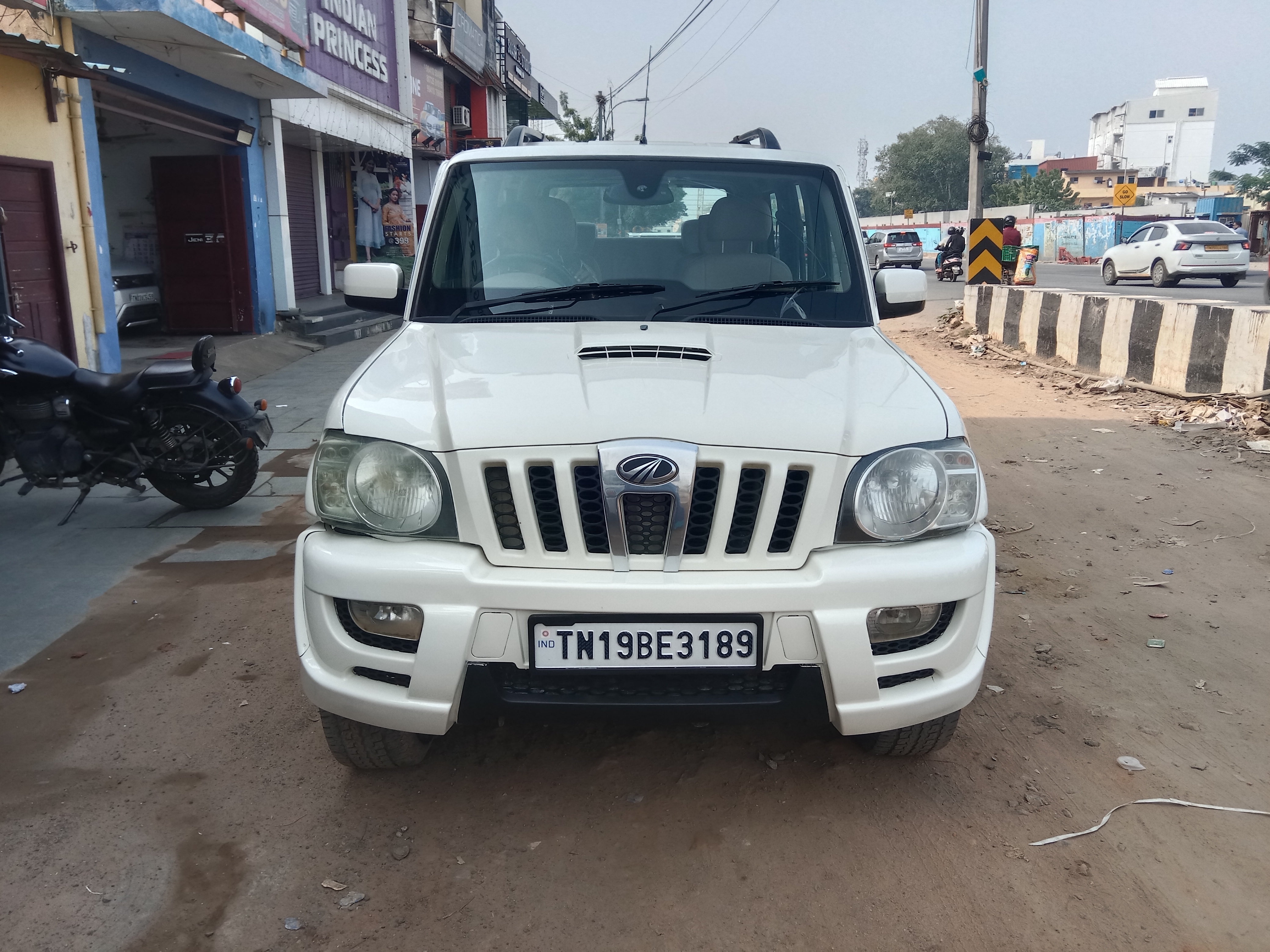 Mahindra Scorpio VLX