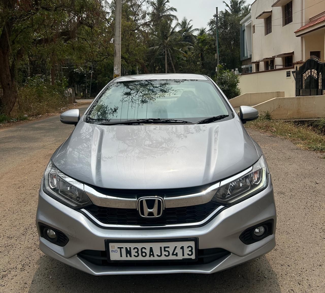 Honda City 1.5 V IVTEC MT