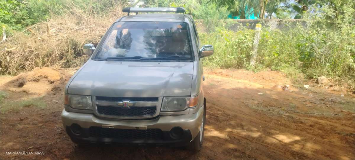 Chevrolet Tavera Neo 3 LS 9 STR