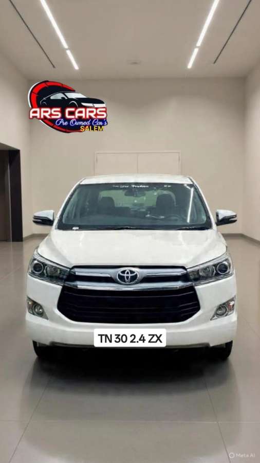 Toyota Innova Crysta 2.4 ZX 7 STR