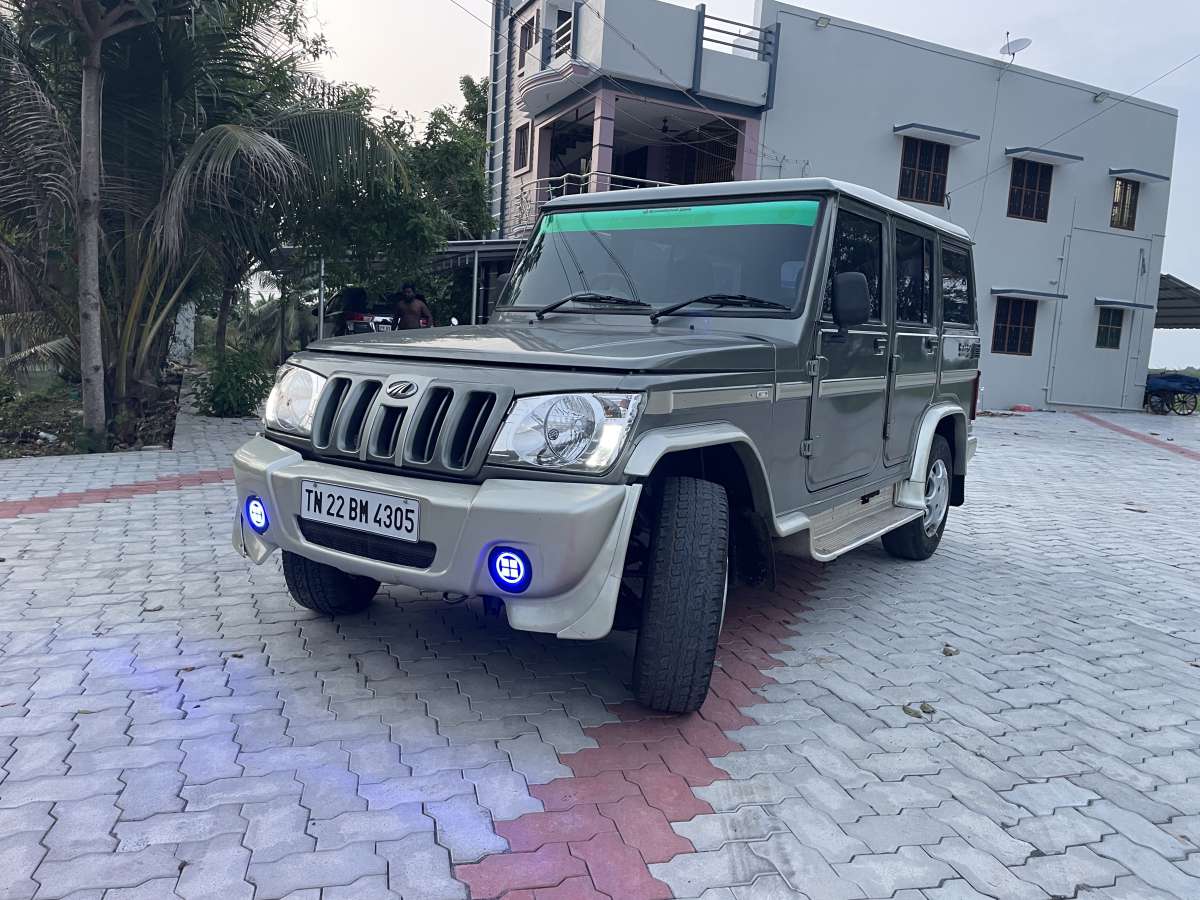 Mahindra Bolero SLX